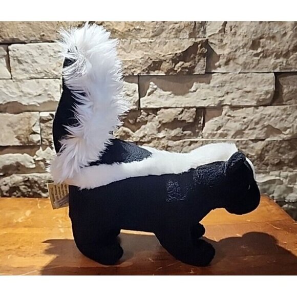 Tiger Tale Toys Plush Stuffed Skunk Cute And Cuddly - Picture 4 of 13